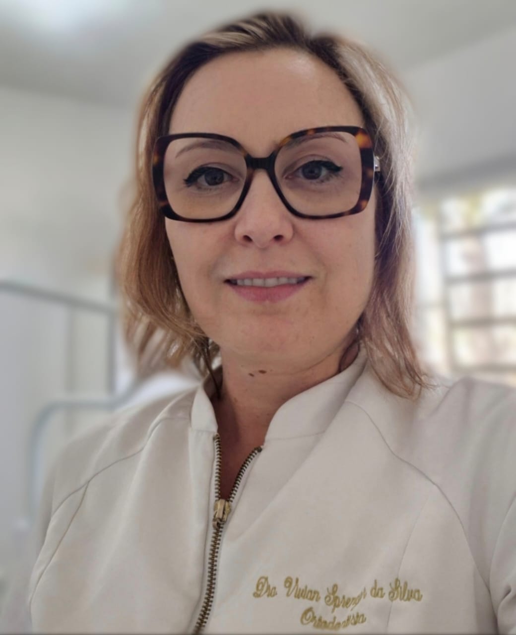 Dra. Vivian Sprenger da Silva - Ortodontista